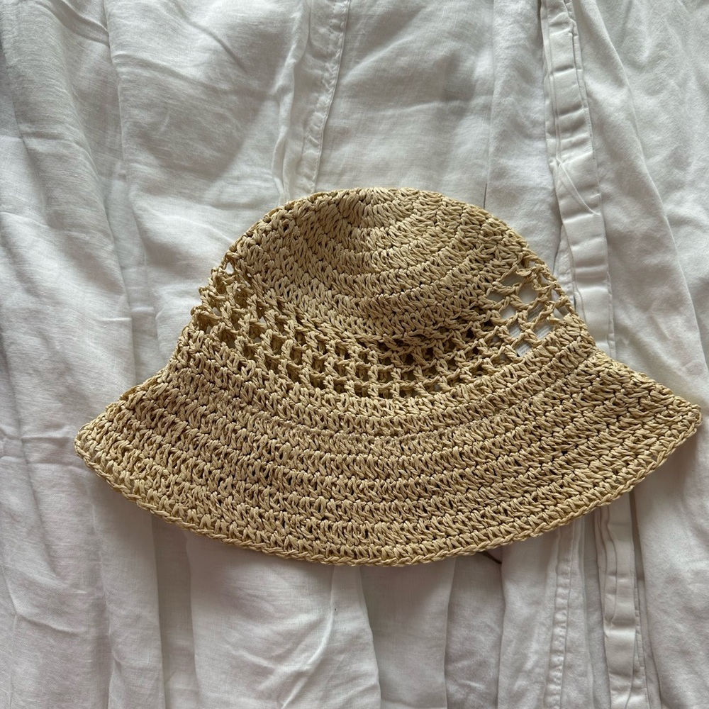 H&M straw hat from last year. Barely used. Similar to a Prada straw bucket hat.